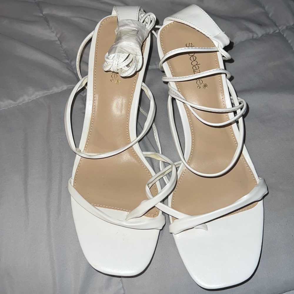 WHITE STRAP KITTEN HEEL